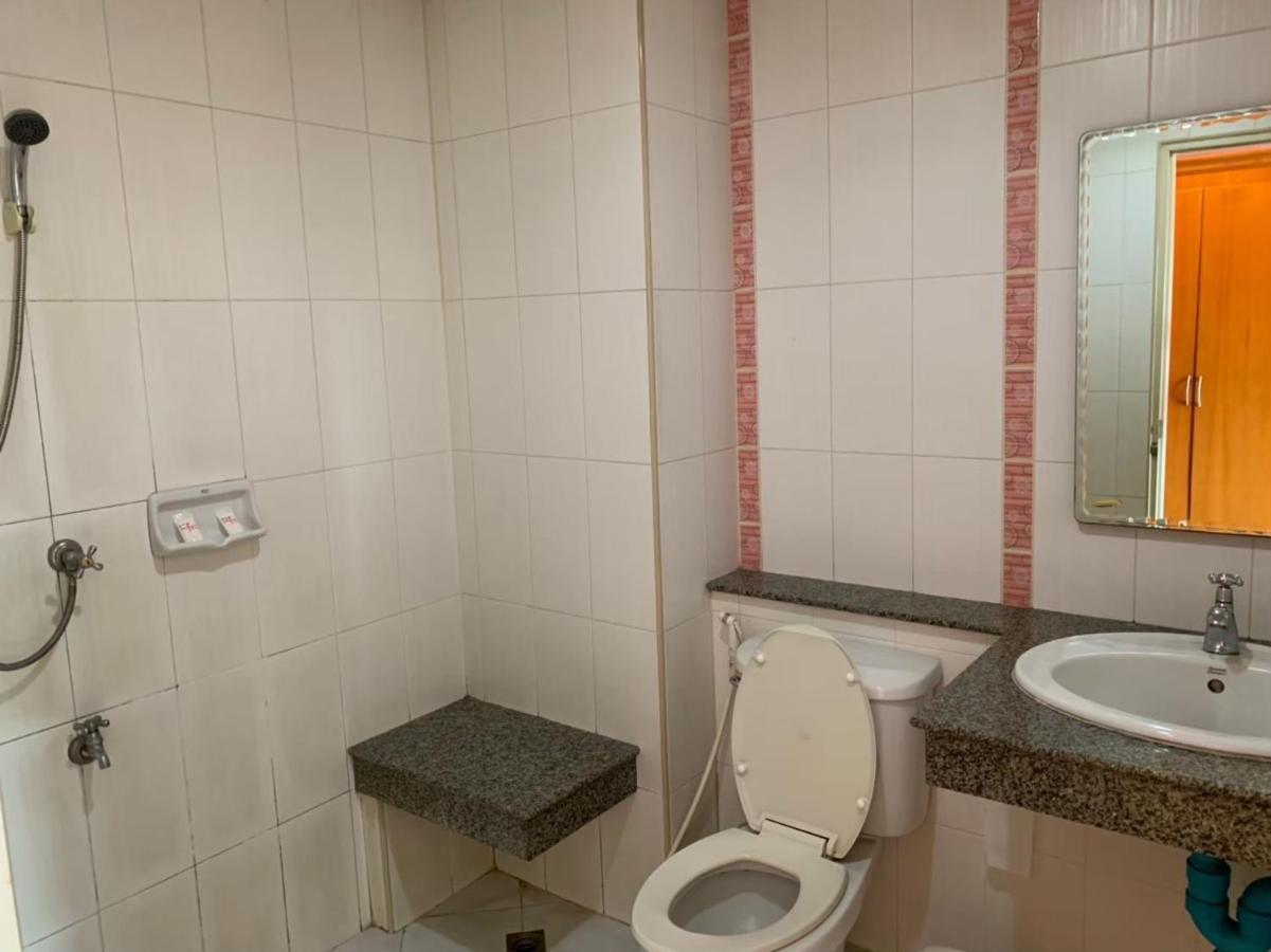 Pat Place Aparthotel Csiangmaj Kültér fotó